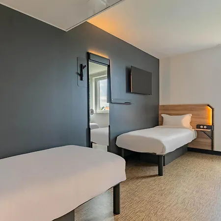 Mulhouse Bale Aeroport 3*