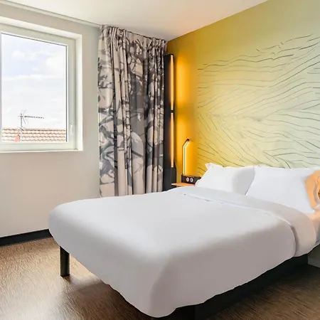 Hotell Mulhouse Bale Aeroport Hesingue